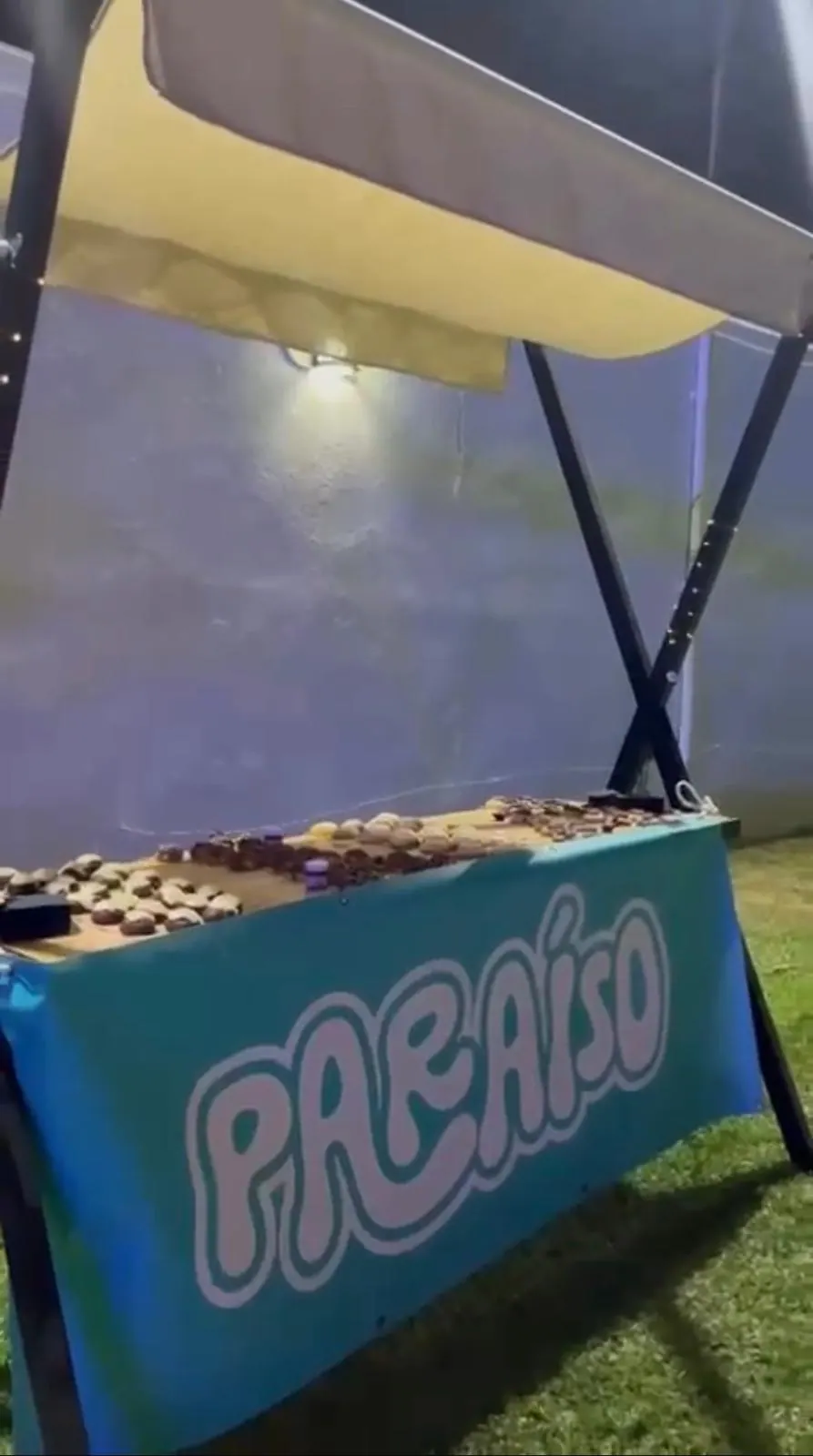 Mesa de cookies para boda tras la cena