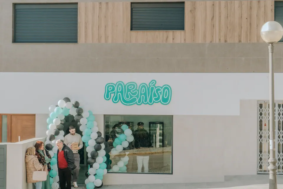 Fachada de la tienda de El Paraíso de Andrea